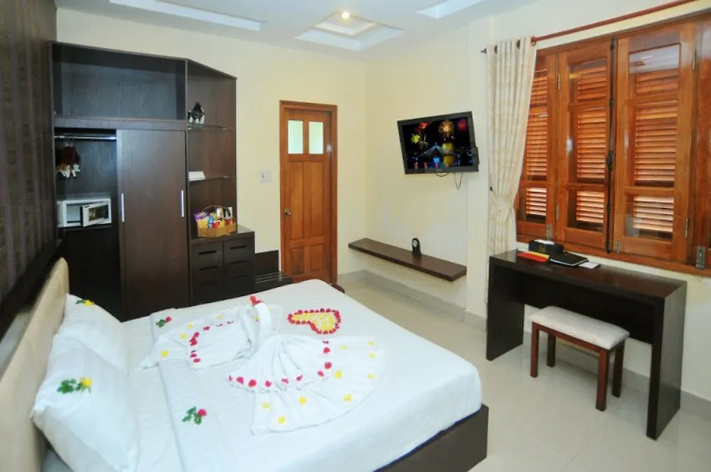 ***  Sofia Suite Hotel Danang Vietnam